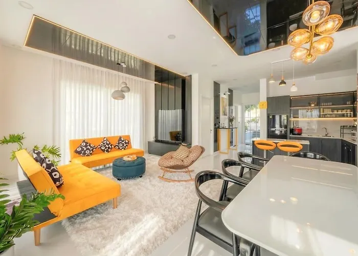 Aurora Novaworld Villa
